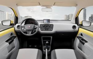 SEAT Mii 2015 Cockpit