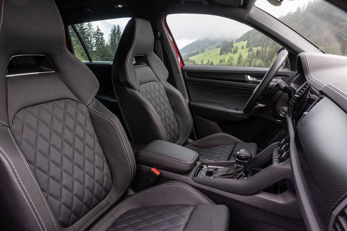 skoda-kodiaq-sportline-2021-innen