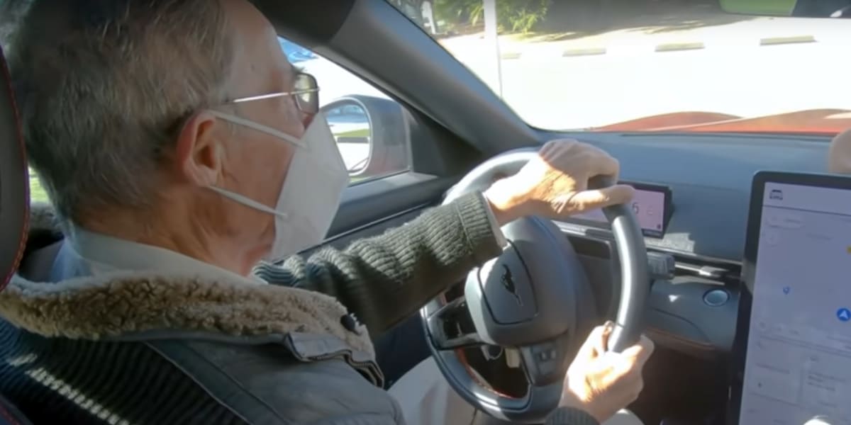 Ford Mustang Mach-e 87 Jahre Spanier Umstieg Elektro